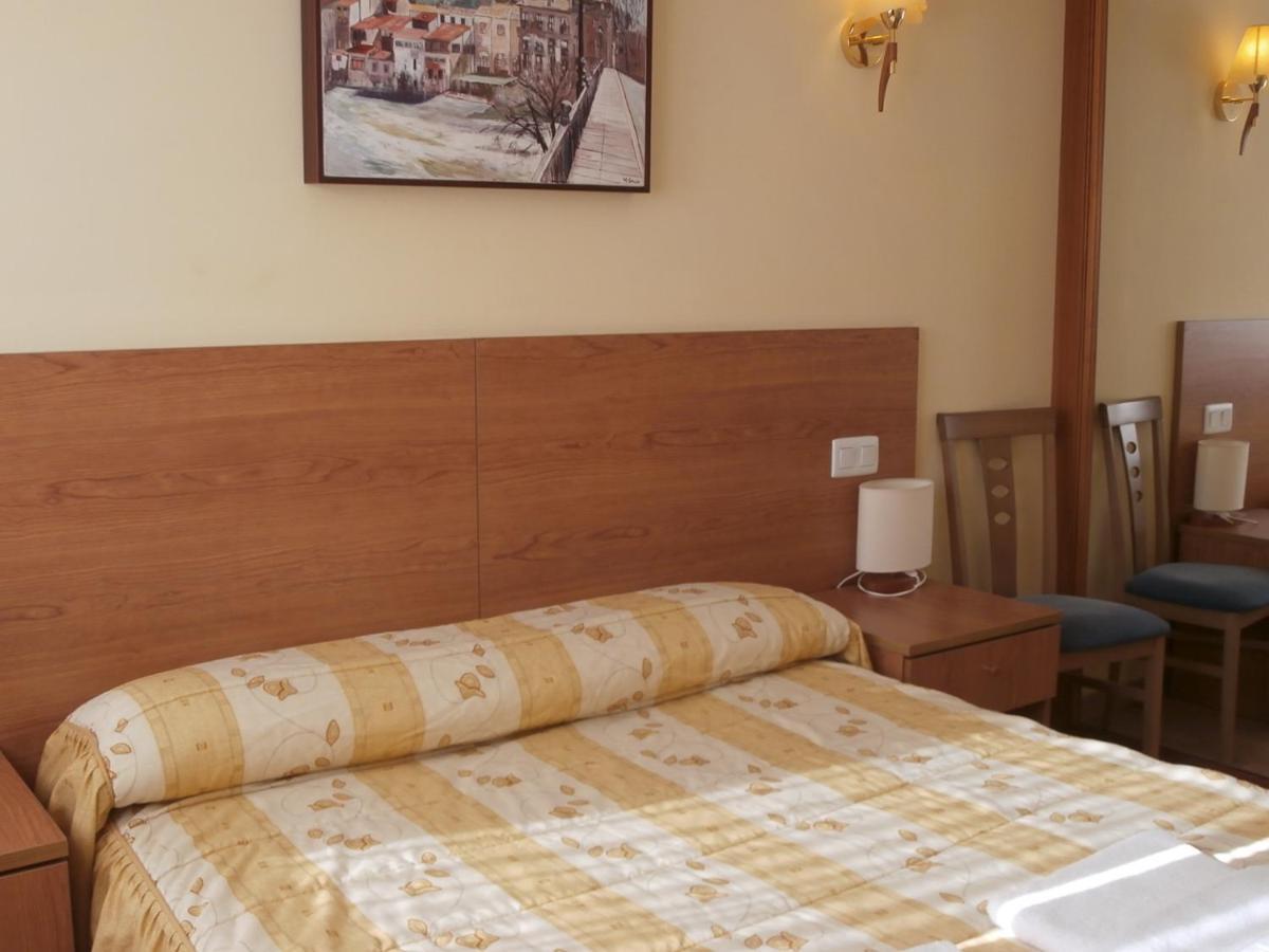 Hostal El Volante Estella Eksteriør bilde