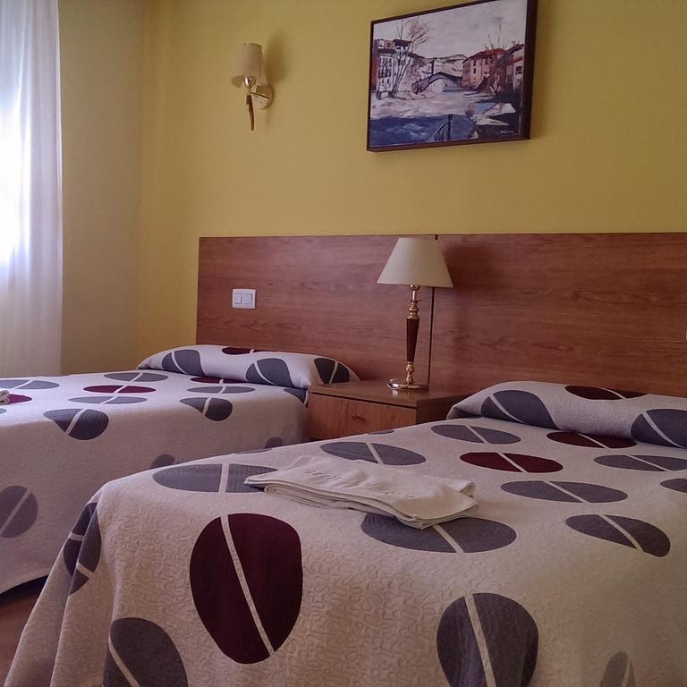 Hostal El Volante Estella Eksteriør bilde