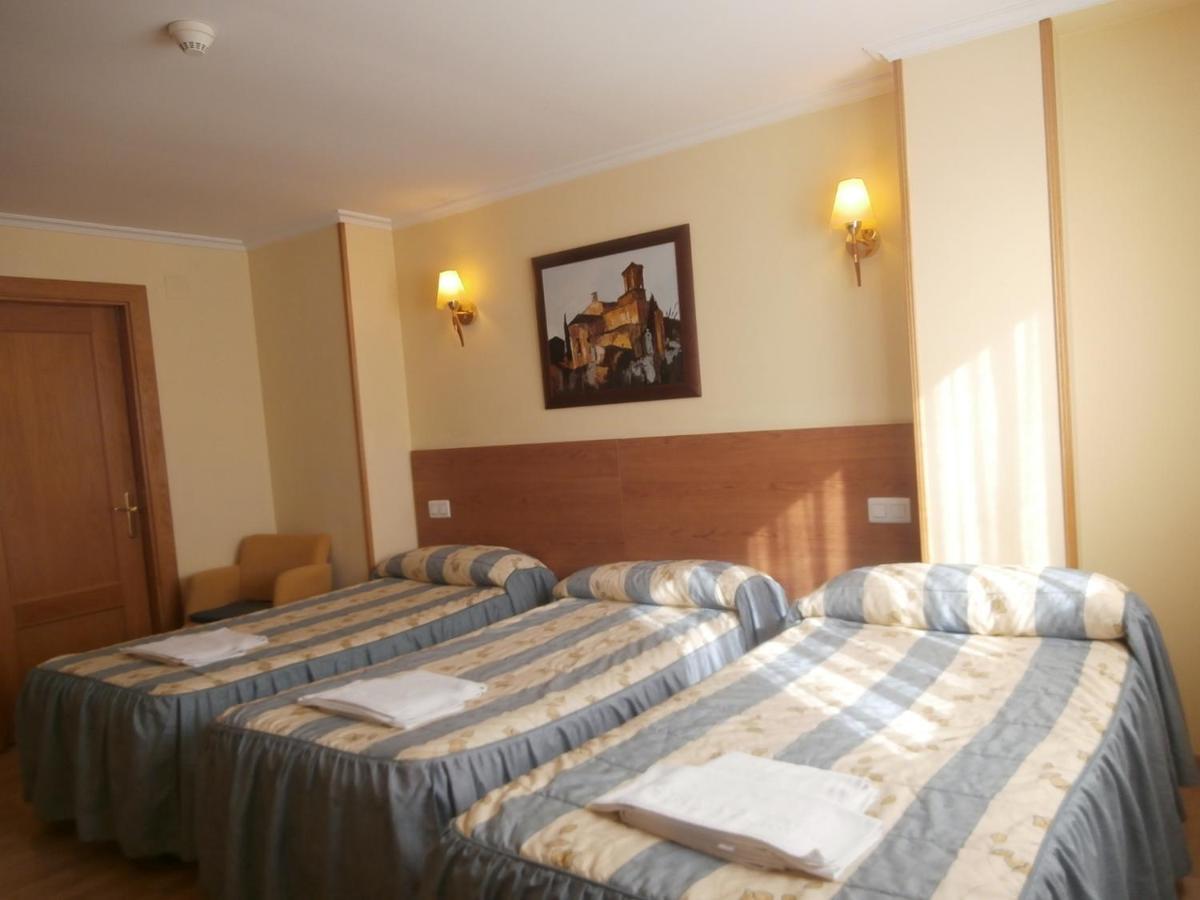 Hostal El Volante Estella Eksteriør bilde